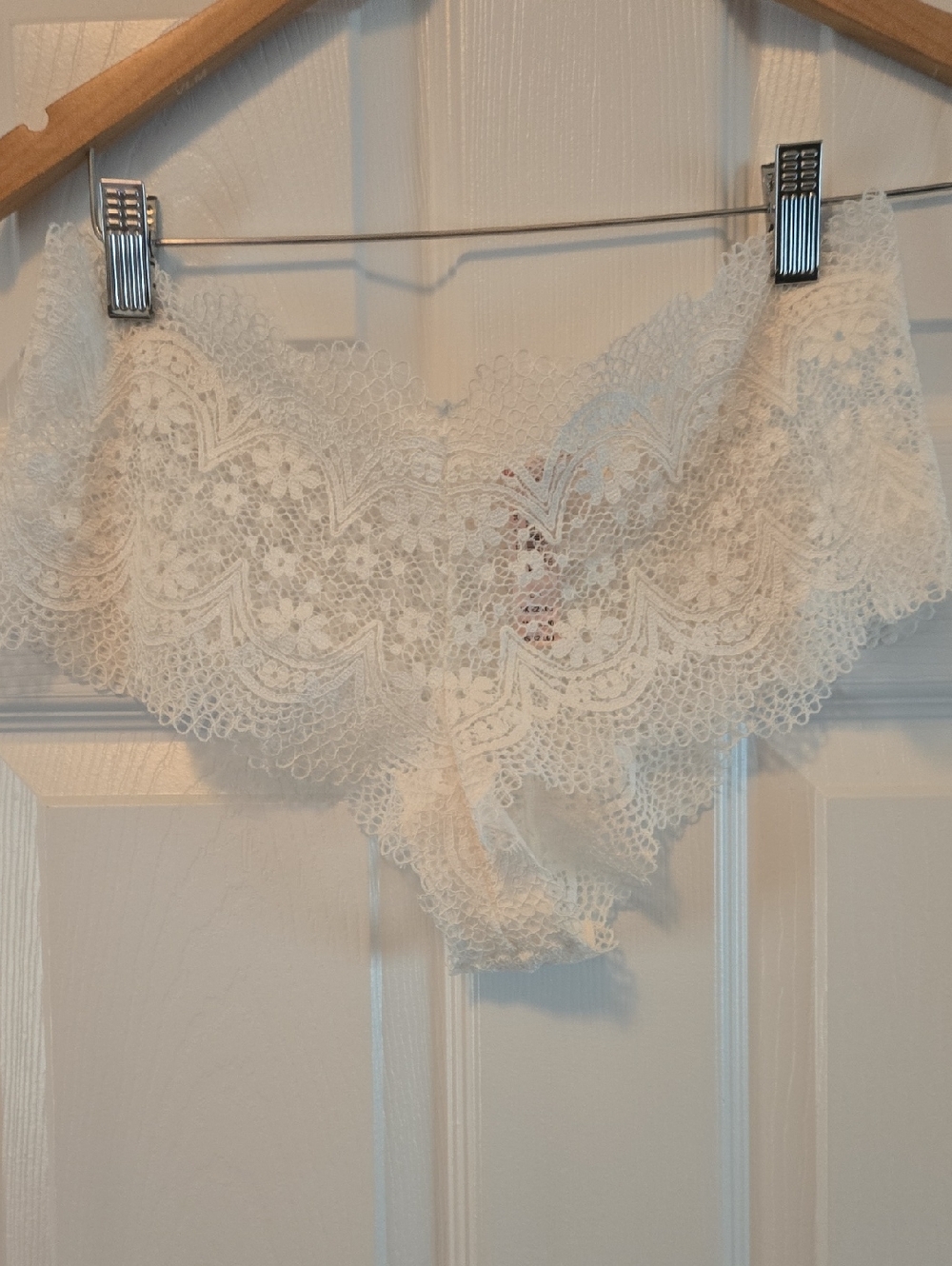 Victoria's Secret Lace Bikini Panty - Ivory